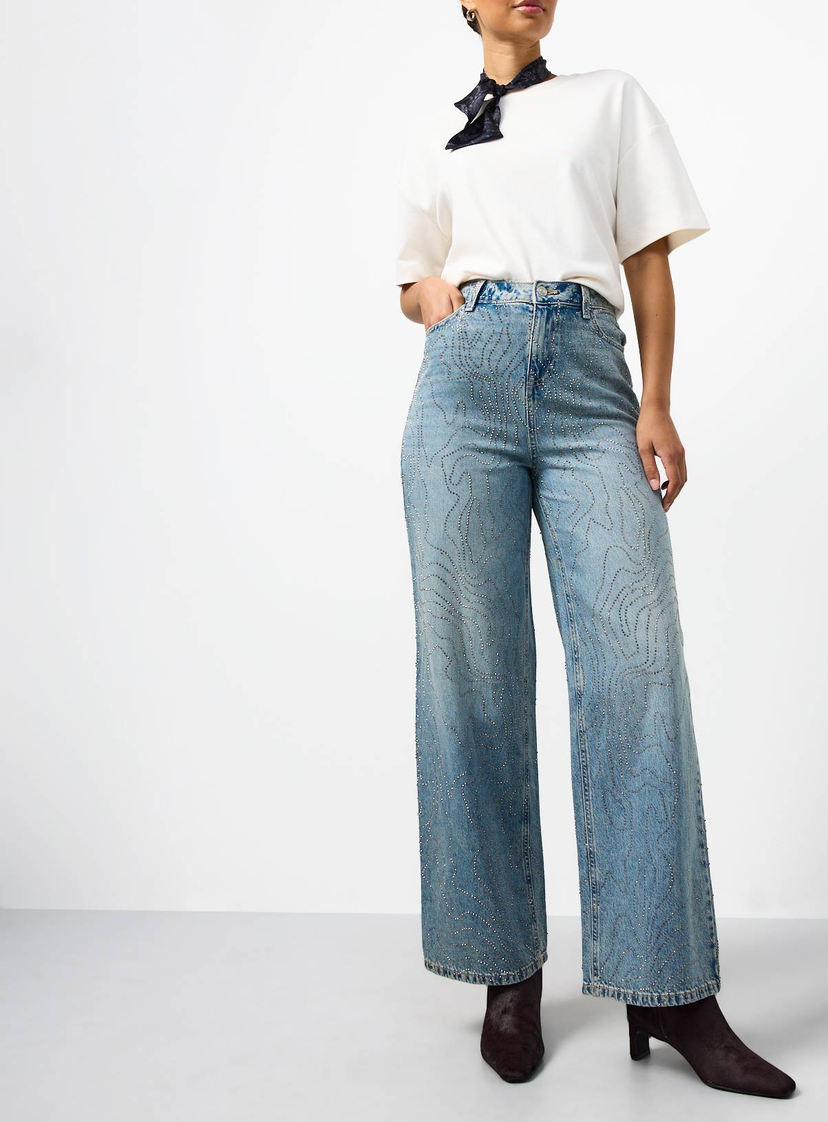 Mid-Wash Swirl Leg Wide Leg Jeans 14L - Image 1